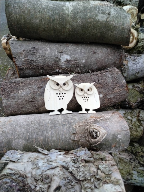 木と布と栃の実のイメージ3